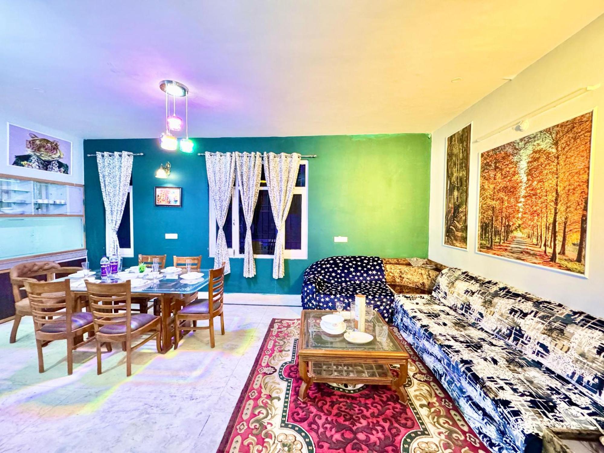 Family Suit Kasauli Exterior foto